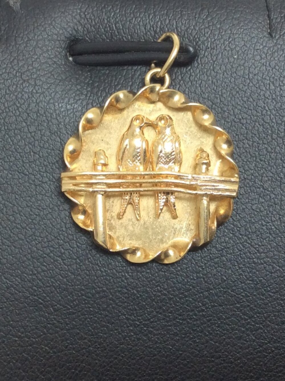 VINTAGE LOVE BIRDS 14K  REAL YELLOW SOLID GOLD CHARM PENDANT 2.70GR